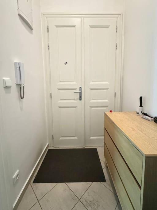 Cozy Karlin Apartamento Praga Exterior foto